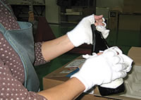 丁寧かつ厳しい検品作業