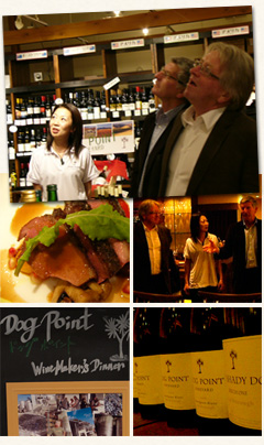 ドッグポイントのジェームスとアイヴァン来店中の様子