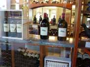 ダックホーン4のワイナリー内にて3