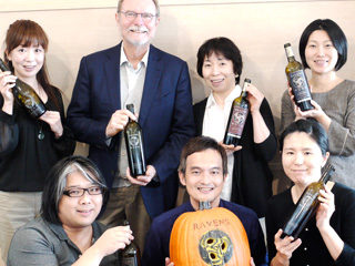 2015年10月23日レーヴェンスウッド オーナー兼ワインメーカージョエル・ピーターソン氏がワッシーズにご来店♪