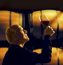 ロバート・モンダヴィ氏