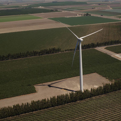 サニー ウィズ ア チャンス オブ フラワーズの風力タービン