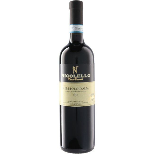 カーサ ヴィニコラ ニコレッロ ネッビオーロ ダルバ [2012]